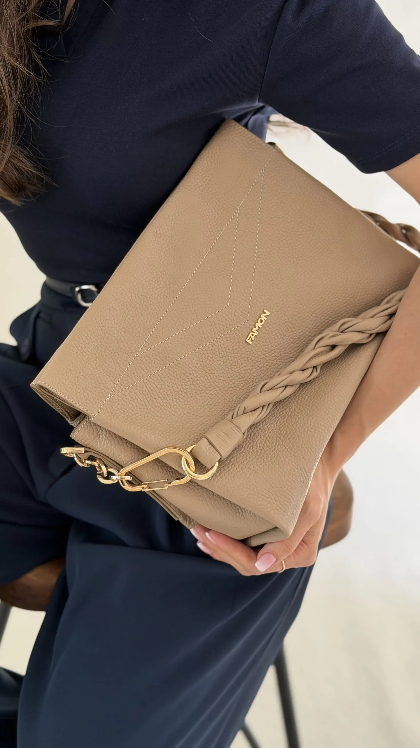 کیف لارا - Image 12